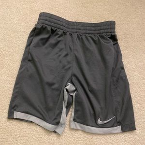 boys nike shorts